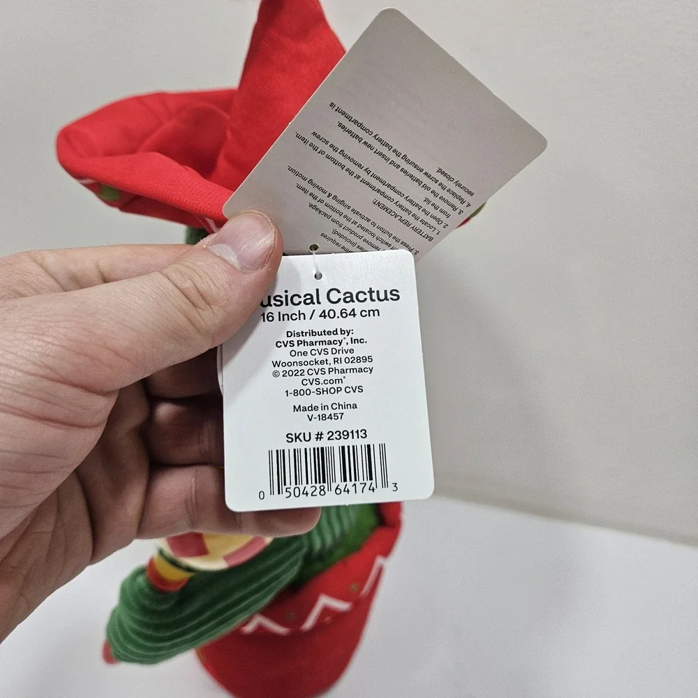 Animated Singing Dancing Christmas Cactus‎ Maracas Playing Feliz Navidad Plush